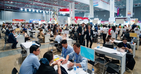Vietnam International Sourcing: Mở 'cánh cửa' để hàng Việt vào chuỗi cung ứng toàn cầu - Báo Công Thương