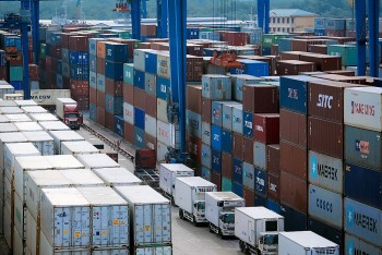 Tháo gỡ 2 điểm nghẽn lớn để phát triển logistics cho TP. Hồ Chí Minh