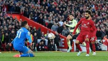 Kết quả bóng đá hôm nay ngày 17/10: Liverpool vs Manchester City, Manchester Utd vs Newcastle, Bayern Munich vs Freiburg