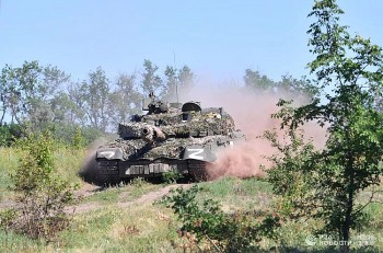 Chiến sự Nga - Ukraine: Kiev gấp rút kéo quân về phía nam, cảnh báo không kích toàn lãnh thổ