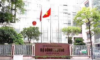 Hoàn thiện tổ chức, nhân sự của Ủy ban Cạnh tranh Quốc gia để nâng cao năng lực cạnh tranh quốc gia