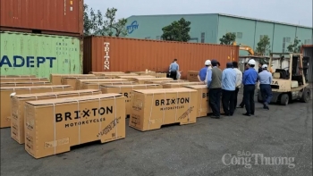 Hải Phòng: Hải quan bắt giữ lô xe mô tô trị giá khoảng 3 tỷ đồng