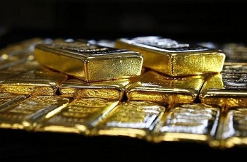 Giá vàng hôm nay 26/2: Tiếp tục lao dốc, vàng SJC trượt khỏi mốc 67 triệu đồng