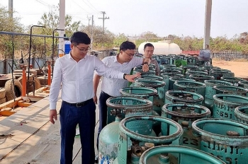 PV GAS gặp gỡ các công ty kinh doanh LPG tại Lào