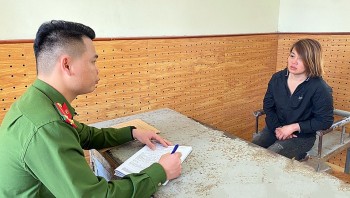 Khởi tố đối tượng vừa ra tù lại mua bán trái phép chất ma túy