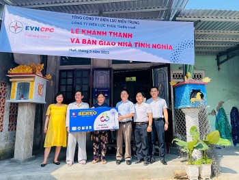 Thừa Thiên Huế: Bàn giao nhà tình nghĩa do EVNCPC hỗ trợ