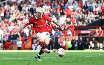 Bảng xếp hạng Ngoại hạng Anh hôm nay ngày 14/5: Man United nới rộng cách biệt với Liverpool