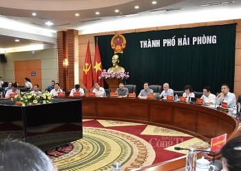 Thứ trưởng Nguyễn Sinh Nhật Tân làm việc tại Hải Phòng về Đề án phát triển dịch vụ logistics