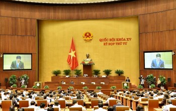 Bám sát các quan điểm, đường lối, chính sách của Đảng và Nhà nước