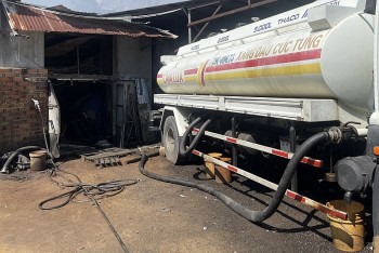 Tạm đình chỉ hoạt động cơ sở lưu trữ xăng dầu của nhà xe Cúc Tùng