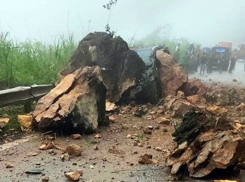 Thời tiết hôm nay ngày 5/8/2023: Mưa lớn, nhiều khu vực bị sạt lở nghiêm trọng