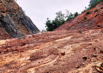 Độ ẩm đất bão hòa, Quảng Nam cảnh báo lũ quét, sạt lở đất