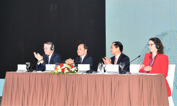 Phó Thủ tướng Trần Lưu Quang nêu 5 định hướng thúc đẩy hợp tác đầu tư OECD-Đông Nam Á