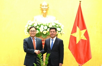 Bộ trưởng Nguyễn Hồng Diên tiếp Đại sứ Hàn Quốc tại Việt Nam