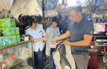 “Chóng mặt” với phụ tùng ô tô, xe máy giả