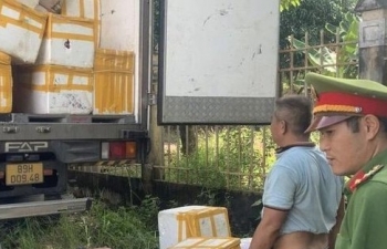 Bình Phước: Tạm giữ hơn 1,2 tấn thực phẩm bẩn bốc mùi hôi thối