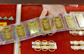 Nên mua vàng miếng hay vàng nhẫn?