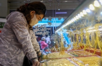 Giá vàng tăng liên tục, sức mua có ngược chiều?