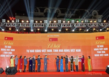 Khai mạc Chương trình 