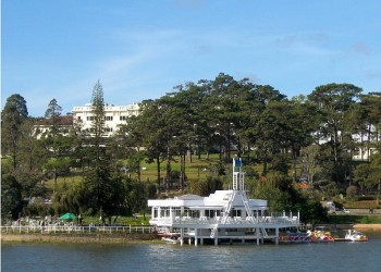 Vụ đấu giá nhà hàng Thủy Tạ Đà Lạt: Người bỏ cọc mất bao nhiêu tiền?