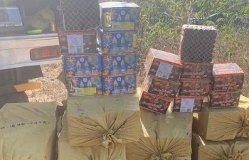 Đắk Nông: Bắt giữ 2 đối tượng vận chuyển hơn 500kg pháo lậu