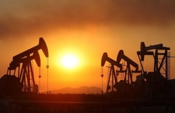 Giá dầu tăng trở lại trong tuần giao dịch đầu năm 2024