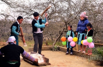 Trải nghiệm ngày Tết cổ truyền dân tộc Mông tại Hang Kia, Pà Cò