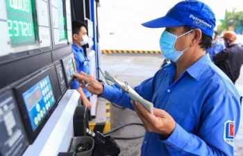 Giá xăng dầu hôm nay ngày 22/1/2024: Giá dầu thế giới tăng giảm trái chiều