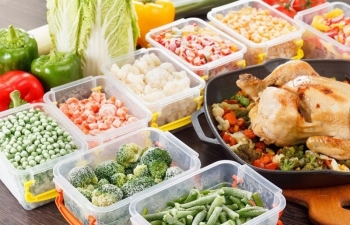 Mua thực phẩm đông lạnh dự trữ dịp Tết cần lưu ý điều gì?