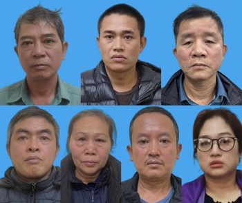Triệt phá băng nhóm chuyên thu tiền bảo kê tại chợ Long Biên