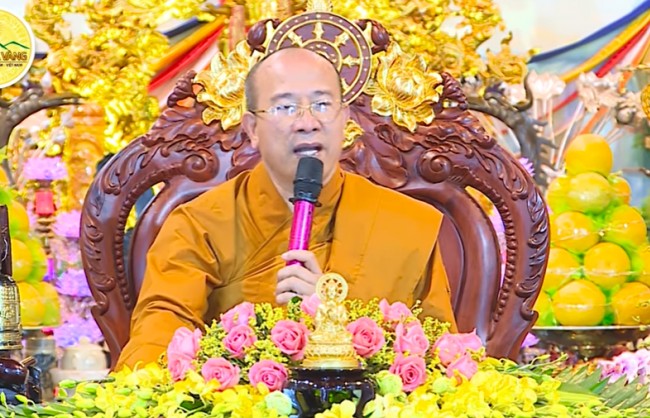 Trụ trì chùa Ba Vàng nói “Giao thừa cúng gà không phật nào ứng giáng