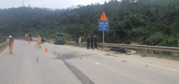 Khắc phục hậu quả tai nạn giao thông đặc biệt nghiêm trọng trên Cao tốc Nội Bài - Lào Cai