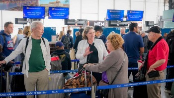 Khách quốc tế qua sân bay Nội Bài vượt đỉnh 2019, cơ quan chức năng ra khuyến cáo