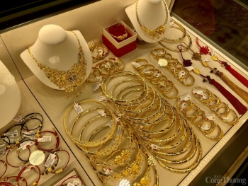 Giá vàng chiều nay 17/4/2024: Vàng SJC lại bật tăng hơn nửa triệu đồng mỗi lượng