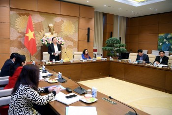 Khẩn trương hoàn thiện danh mục vị trí việc làm và chính sách tiền lương mới