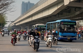 Dự báo thời tiết Hà Nội hôm nay 23/3/2024: Hà Nội tăng nhiệt, sáng và đêm trời lạnh, trưa chiều hửng nắng