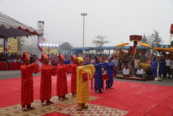 Thần Độc Cước - vị thần một chân xẻ đôi thân mình để đánh đuổi loài quỷ biển