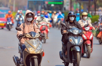 Thời tiết hôm nay ngày 1/4/2024: Bắc Bộ, Trung Bộ nắng nóng kỷ lục