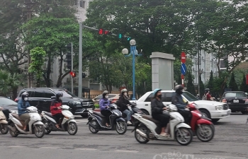 Dự báo thời tiết Hà Nội hôm nay 11/4/2024: Hà Nội nền nhiệt tăng, có mưa vài nơi