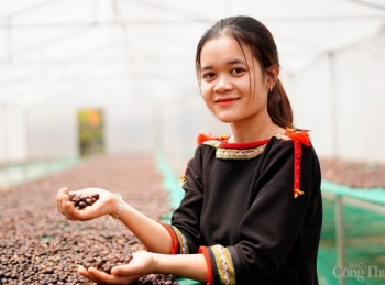 Bài 2: Động lực để cùng phát triển kinh tế, xã hội