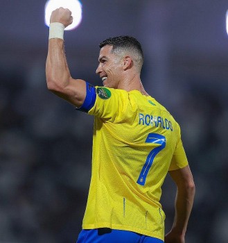 Ronaldo lập kỷ lục không tưởng ở tuổi 39