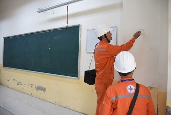 Đảm bảo điện phục vụ kỳ thi tốt nghiệp THPT năm 2024