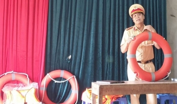 Lào Cai: Tuyên truyền pháp luật về an toàn giao thông đường thủy tại huyện Si Ma Cai