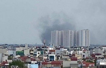 Hà Nội: Nổ bình gas trong tiệc liên hoan ở Hà Đông, cột khói ngùn ngụt