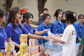 Thành đoàn Hà Nội nỗ lực hỗ trợ thí sinh trước, trong và sau kỳ thi THPT 2024