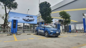 Cơ chế nào hút các nhà đầu tư ''rót vốn'' vào trạm sạc điện?