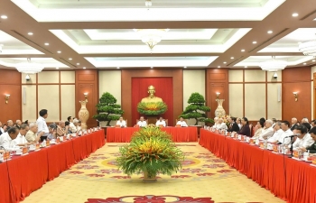 Tổng Bí thư, Chủ tịch nước Tô Lâm gặp mặt các đồng chí lãnh đạo, nguyên lãnh đạo Đảng, Nhà nước