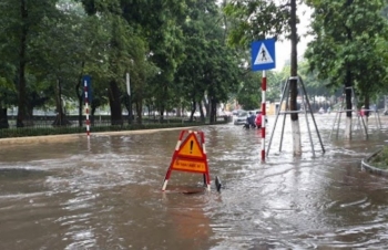 Cảnh báo ngập lụt khu vực nội thành Hà Nội đêm 22/8