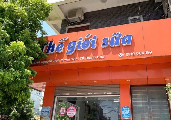 Quản lý thị trường tỉnh Thanh Hóa xác minh sản phẩm sữa của Thế giới sữa sau phản ánh của công dân