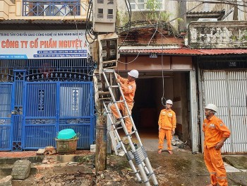 Công ty Điện lực Thanh Hóa huy động lực lượng khắc phục hậu quả do bão số 3 gây ra